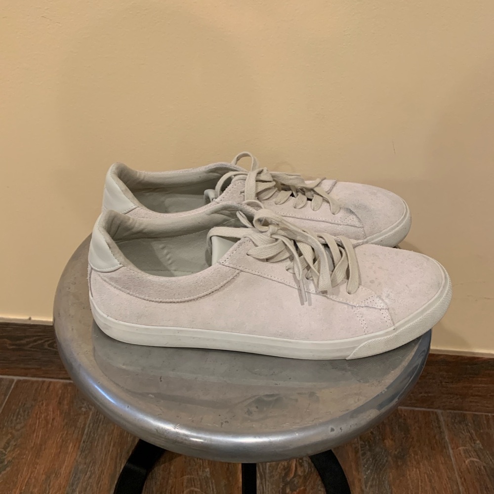 Express Men's Suede Sneakers Size 10.5  Leather Upper, PU & Textile Cream